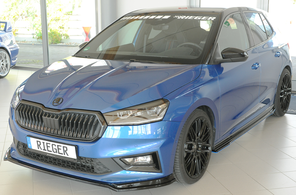 Voorspoiler Škoda Fabia (PJ) – 06/2021 – Glans Zwart