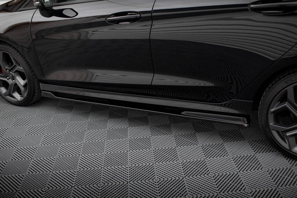 Zijskirts V.6 Ford Fiesta ST / ST Line Mk8  Maxton Glans Zwart