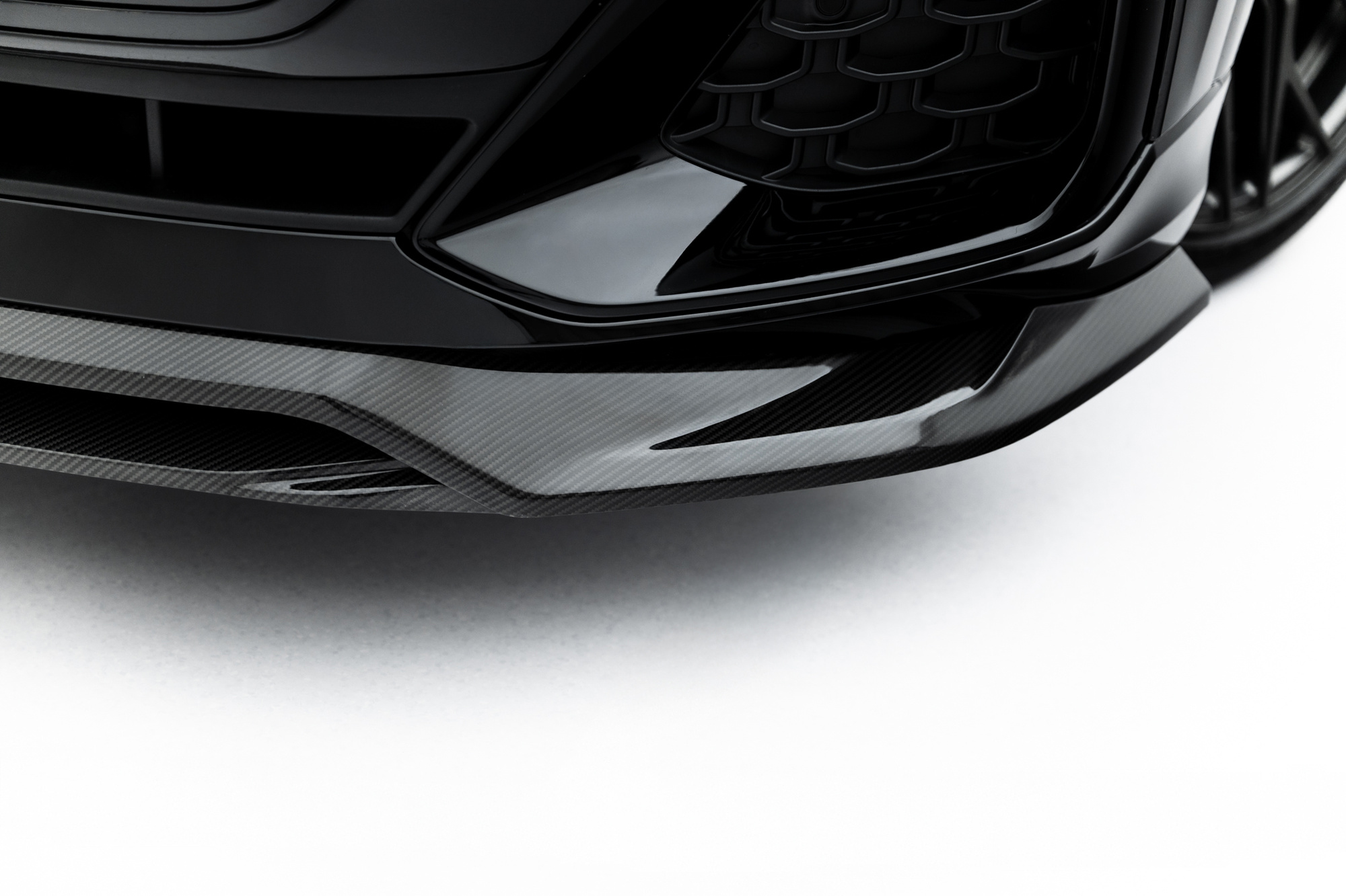 Prepreg Carbon Fiber Voorspoiler Audi SQ8 / Q8 S-Line Mk1 – Maxton Design