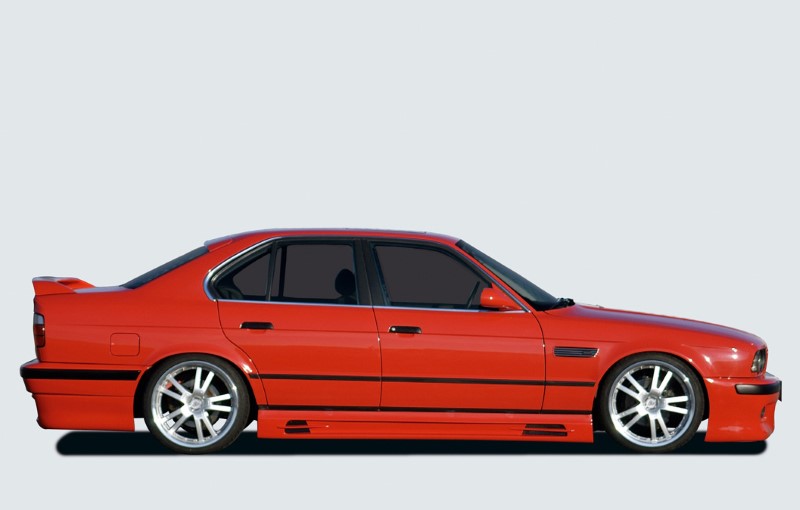 Zijskirts BMW E34 met 2 schacht en 2 uitsnedes Rieger