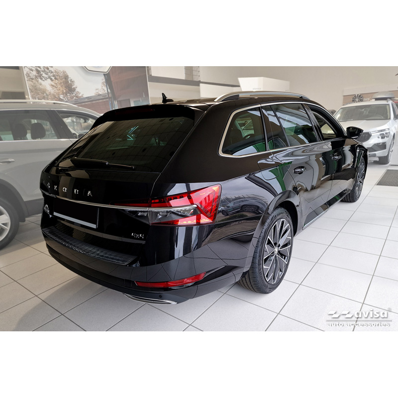 Echt 3D Carbon Achterbumperprotector  Skoda Superb III Combi 2015-2019 & Facelift 2019-2024 incl. Scout 'Ribs'