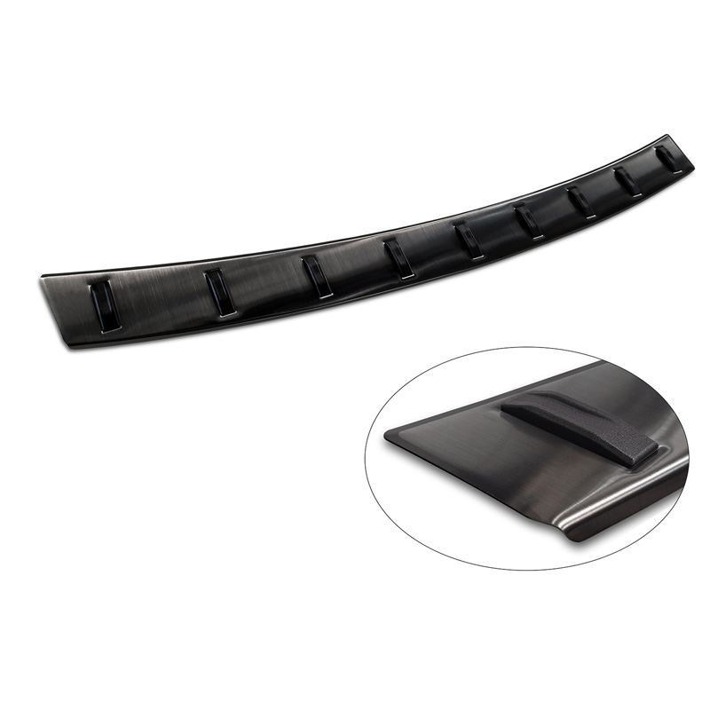 Zwart RVS Achterbumperprotector  Mazda CX-60 (KH) 2022- 'STRONG EDITION'