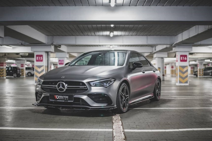 Voorspoiler Mercedes AMG CLA 35 Areo Maxton Design glans zwart
