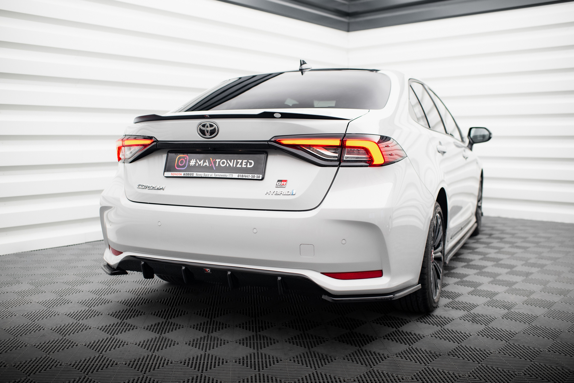 Bodykit Toyota Corolla XII Sedan (2019–2023)