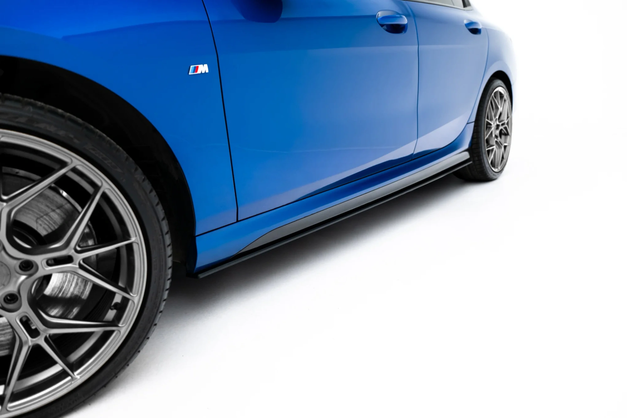 Street Pro Zijskirts BMW M135i F70 / BMW M235i F74 Maxton Glanzend zwart