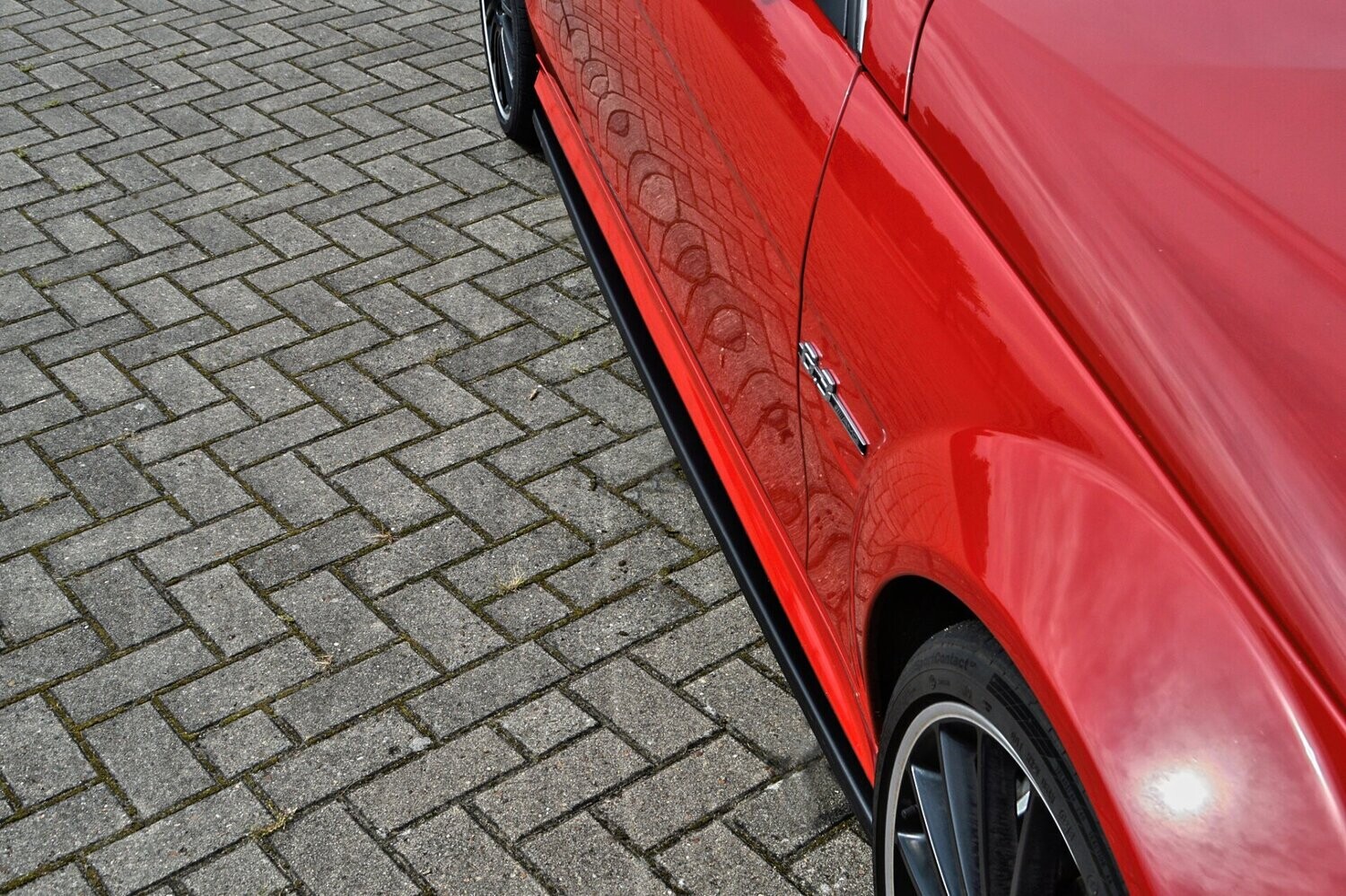 Zijskirts Mercedes C63 AMG, Type 204