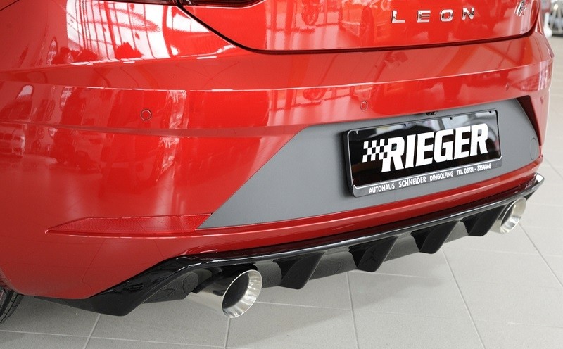Achteraanzet Rieger Glossy Black Seat Leon FR 5F 2017-