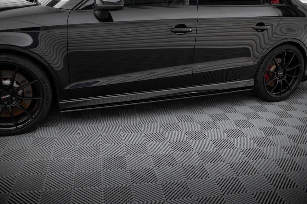 Zijskirts Audi RS3 Limousine 8V FL Maxton Street Pro