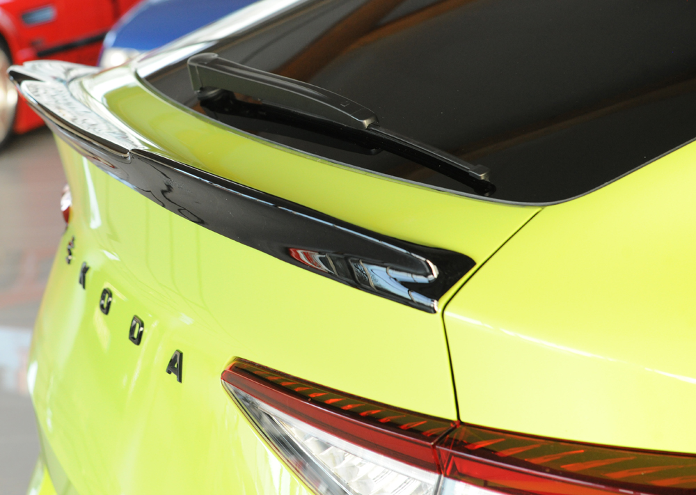 Achterspoiler Skoda Enyaq iV (NY): 10.20-01.2025  Glans zwart