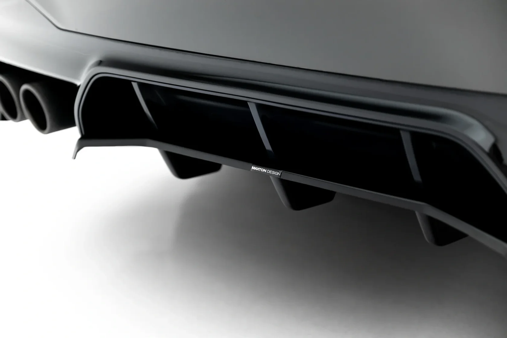Diffuser BMW M5 F90/F90 Facelift Maxton Glans Zwart