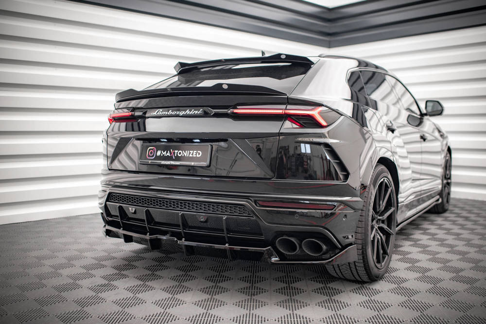 Diffuser Lamborghini Urus Maxton Glans Zwart