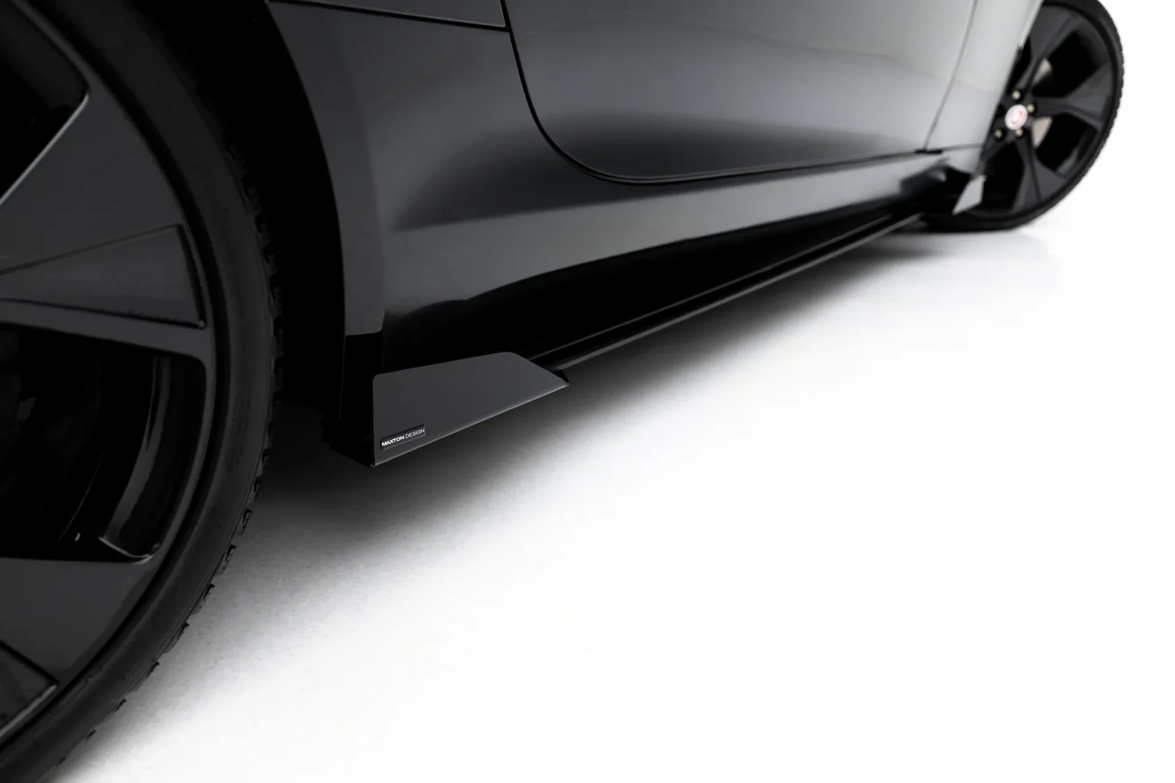 Street Pro Zijskirts + Flaps Jaguar F-Type X152 Facelift 2