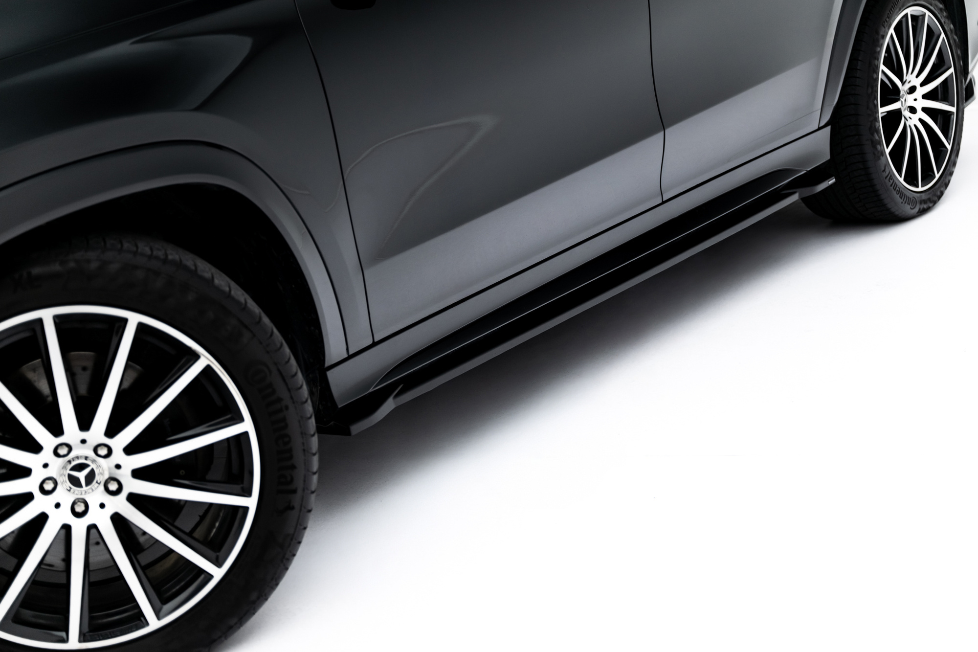 Zijskirt Mercedes-Benz GLS AMG-Line X167 V.2