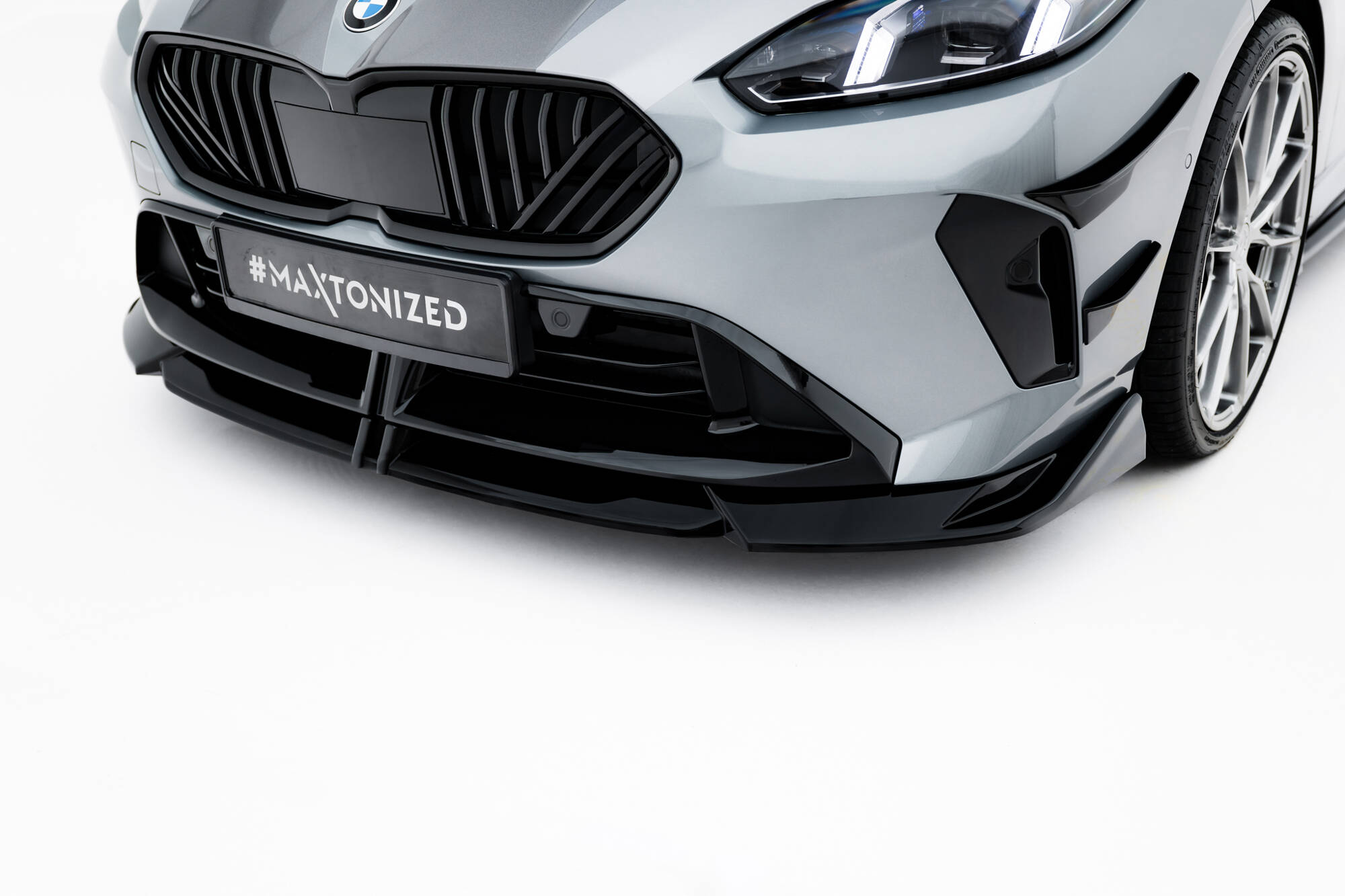 Bodykit V.2 BMW 1 M-Pack F70 Maxton Glanzend zwart