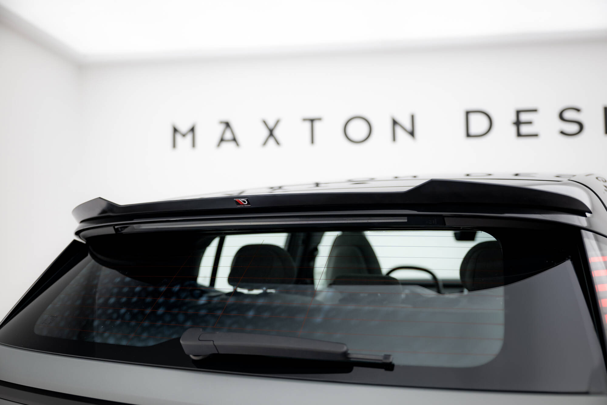 Spoiler Cap Volvo EX30 MK1 Maxton Glans zwart