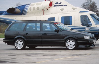 Wielkastverbreders achter VW Passat 35i Rieger