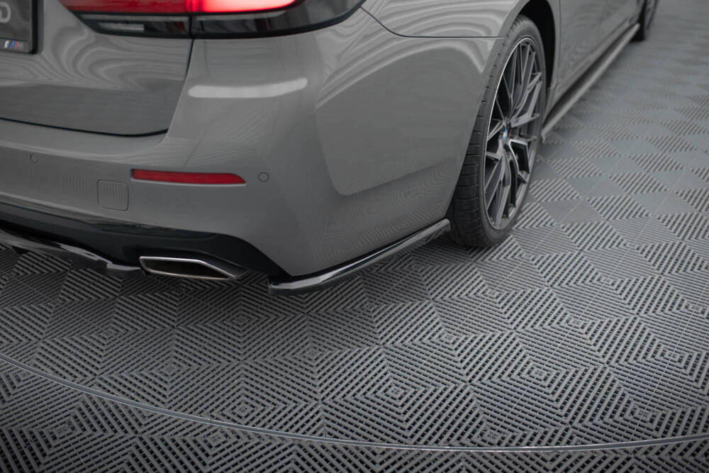 Zijdiffuser BMW 5 Serie FL Maxton Glans Zwart