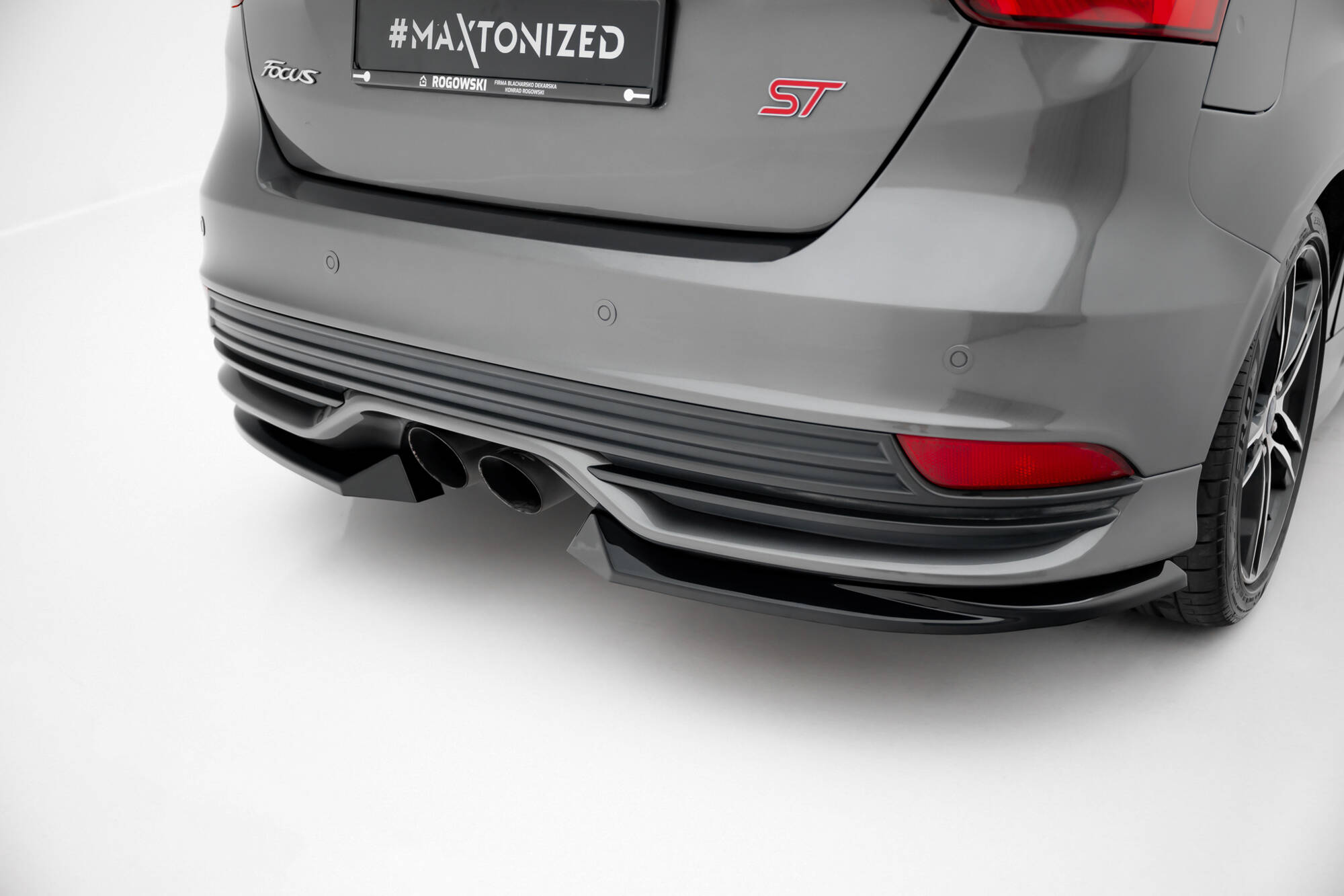 Street Pro Achterzij Spoilers Ford Focus ST MK3 Facelift Maxton Glanzend zwart