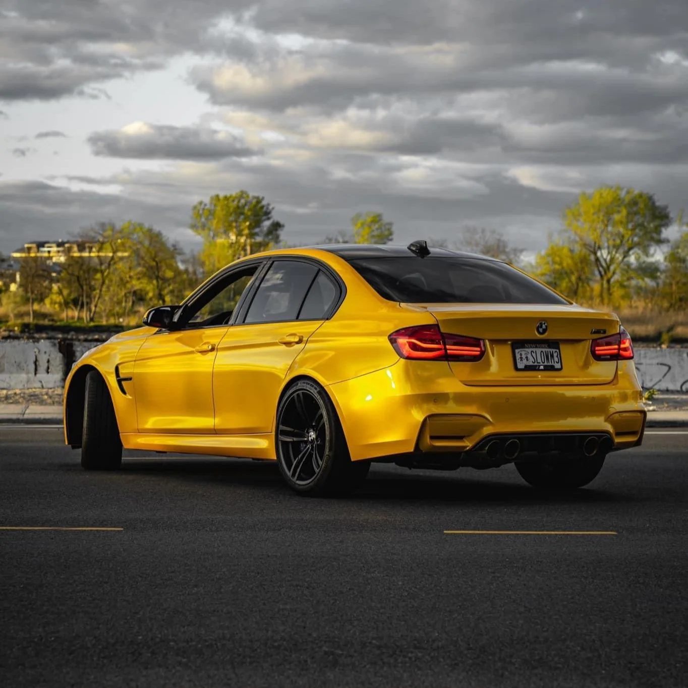 Inozetek Super Gloss Metallic Dandelion Yellow - MSG019 20m