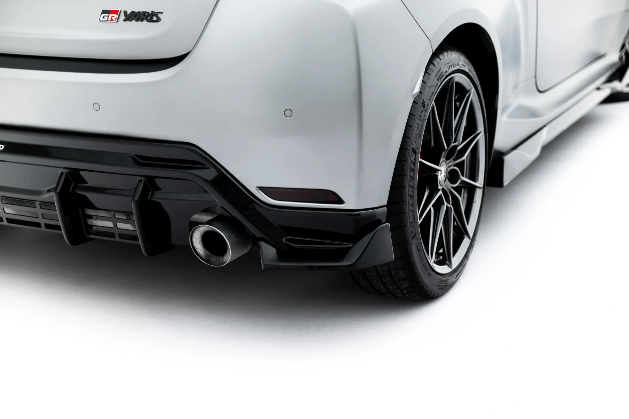 Diffuser V.4 Toyota GR Yaris Mk4 Facelift – Maxton Rear Side Splitters