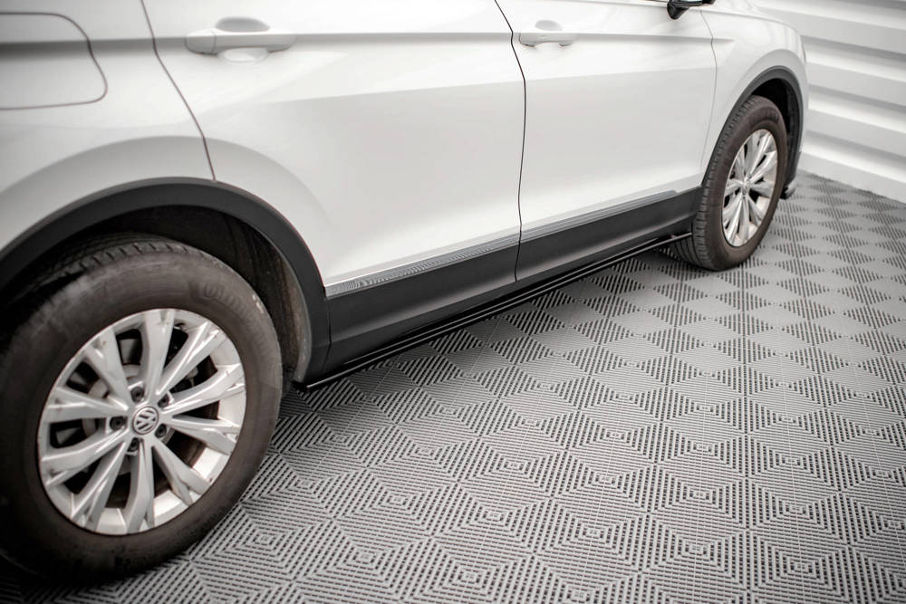 Zijskirts Volkswagen Tiguan MK2 Maxton Glans Zwart