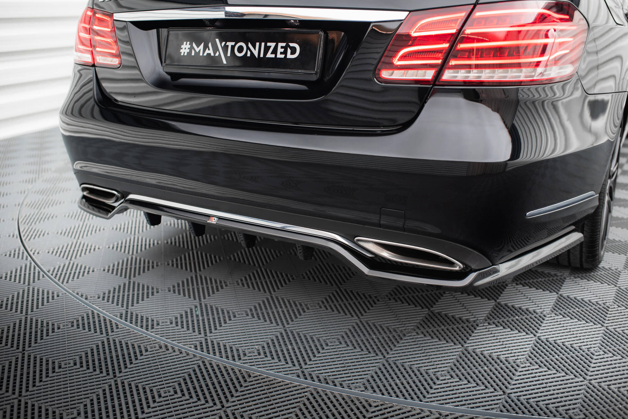 Bodykit Mercedes-Benz E Sedan W212 Facelift (2012–2016)