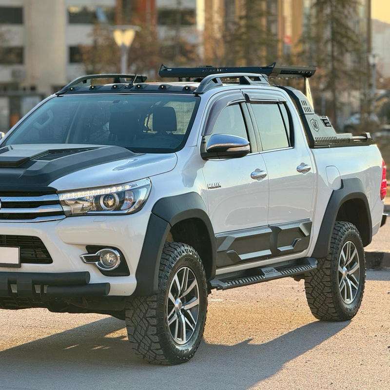 Deurpanelen  Toyota Hilux 8e Gen. 2015- - Matzwart