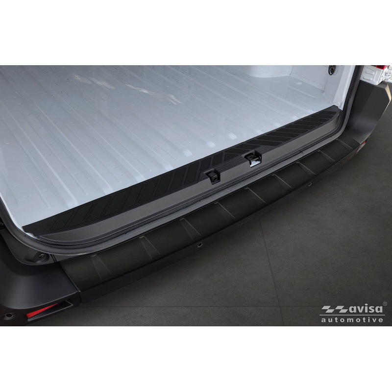 Avisa Matzwart RVS Achterbumperprotector  Renault Master IV 2024- 'Ribs'