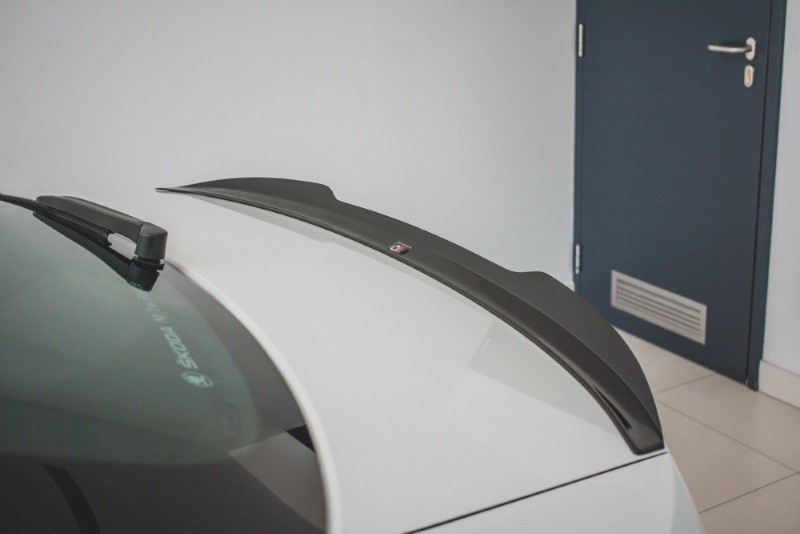 Spoiler cap Skoda Superb 3 FL Maxton Design glans zwart V.2