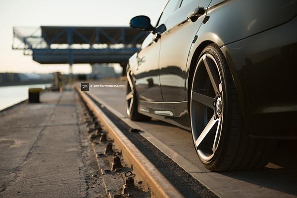 Z-Performance Six Matte Gunmetal 8,5x20 5x120 ET35 Velgen