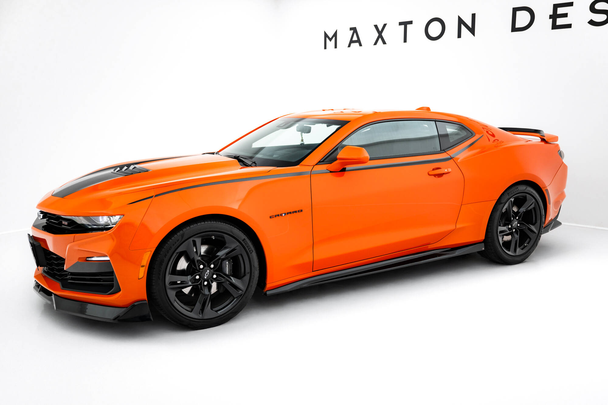 Bodykit V.2 Chevrolet Camaro SS MK6 Facelift Maxton Glanzend zwart
