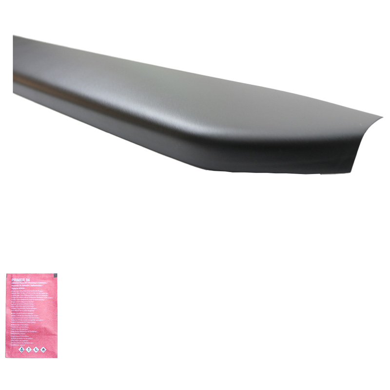 Achterklepafdeklijst  Nissan Navara NP300 (D23) 2014-2021 - Matzwart