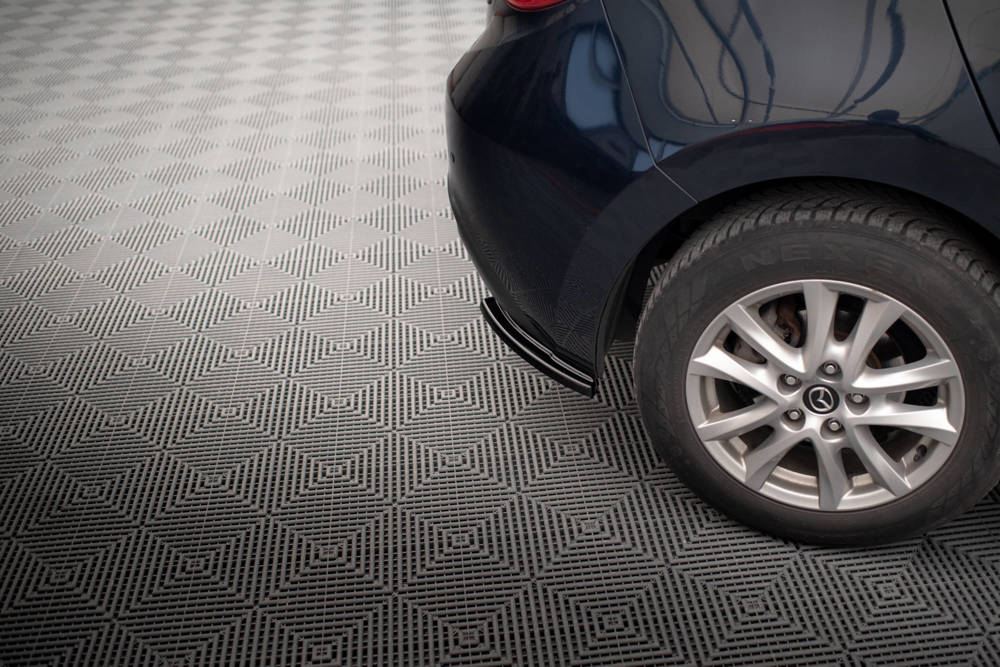 Zijdiffusers Mazda 3 Mk3 2013 - 2016 Maxton Glans Zwart