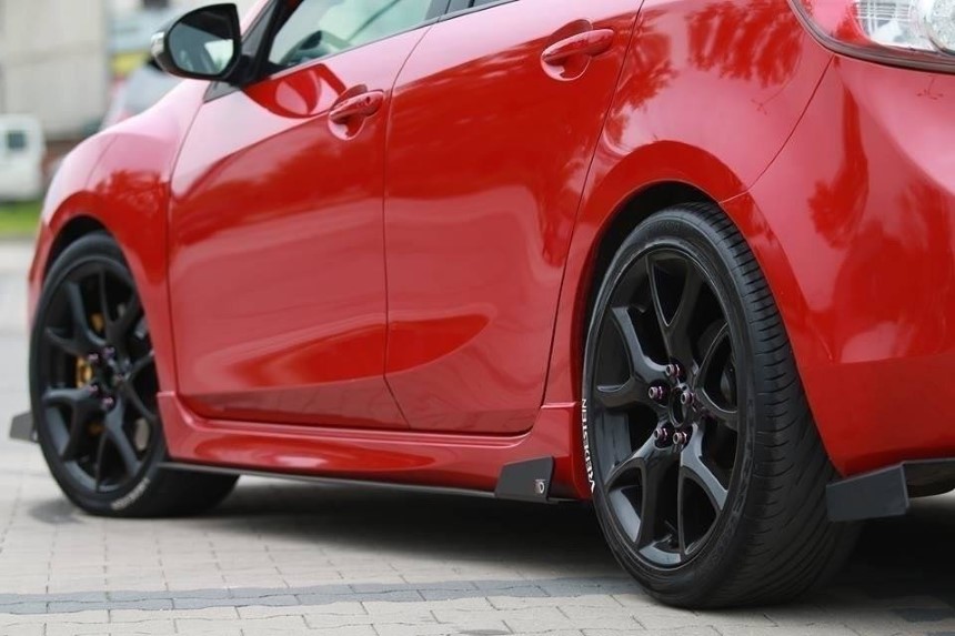 Race zijskirts Mazda 3 MK2 Maxton Design