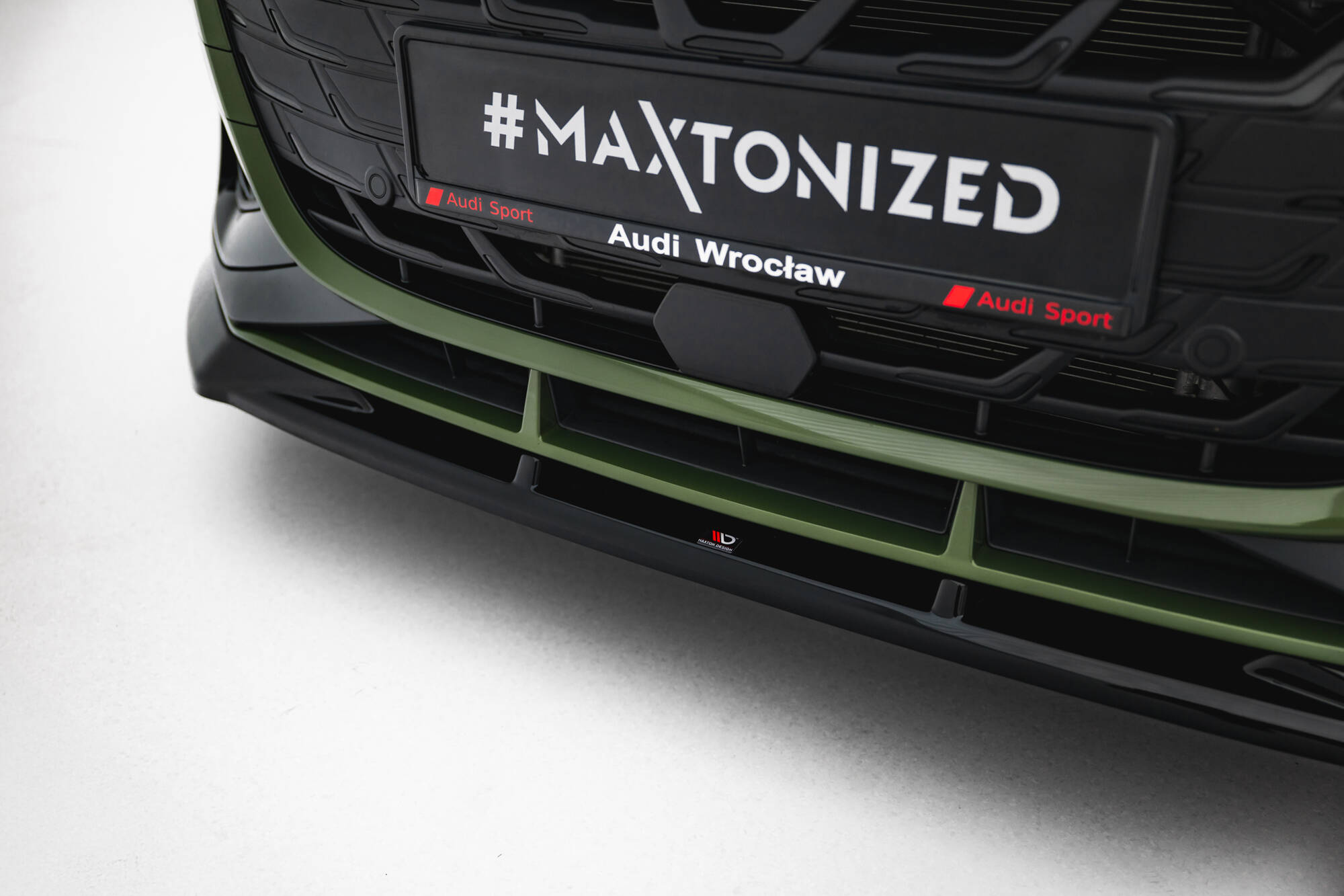 Voorspoiler V.1 Audi S3 / A3 S-line 8Y Facelift Maxton Glanzend zwart