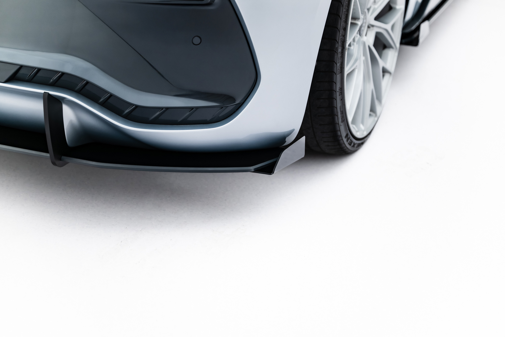 Street Pro Achterdiffuser + Flaps Cupra Born Mk1 2021 – Maxton Design