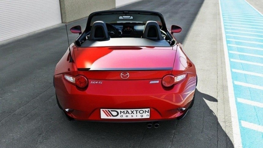 Achter zijskirts Mazda MX-5 IV Maxton Design glans zwart