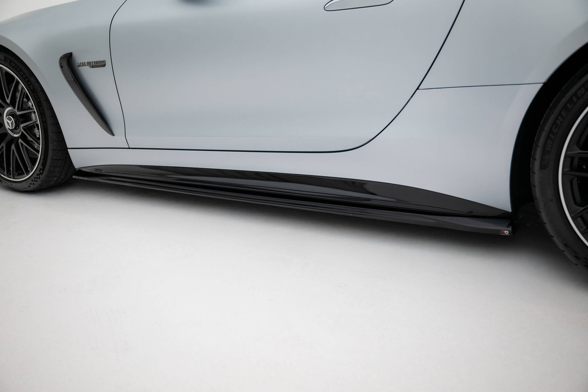 Zijskirts V.1 Mercedes-AMG GT 63 C192 Maxton Glanzend zwart