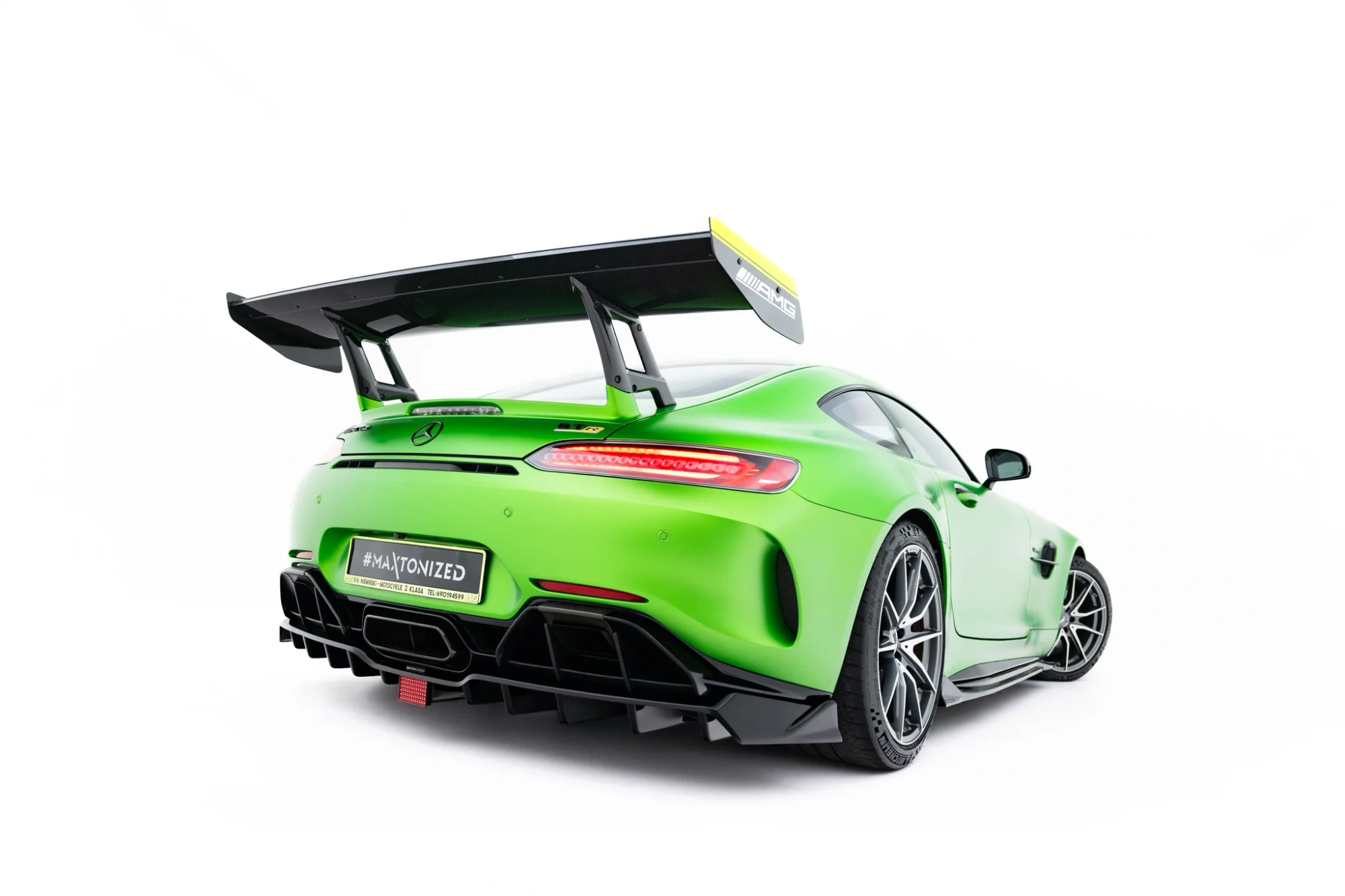 Diffuser Mercedes-AMG GT R C190 Facelift Glans Zwart + LED