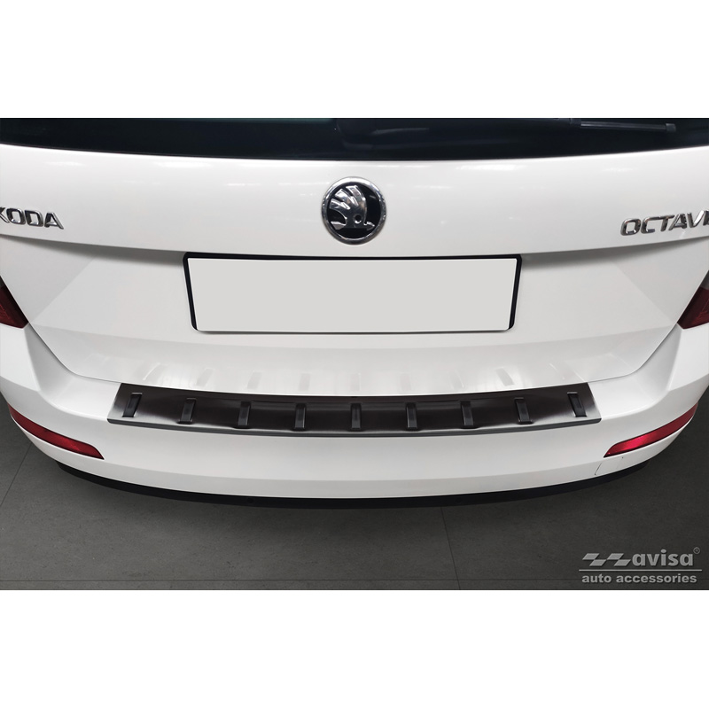 Zwart RVS Achterbumperprotector  Skoda Octavia III Combi 2013-2017 'STRONG EDITION'