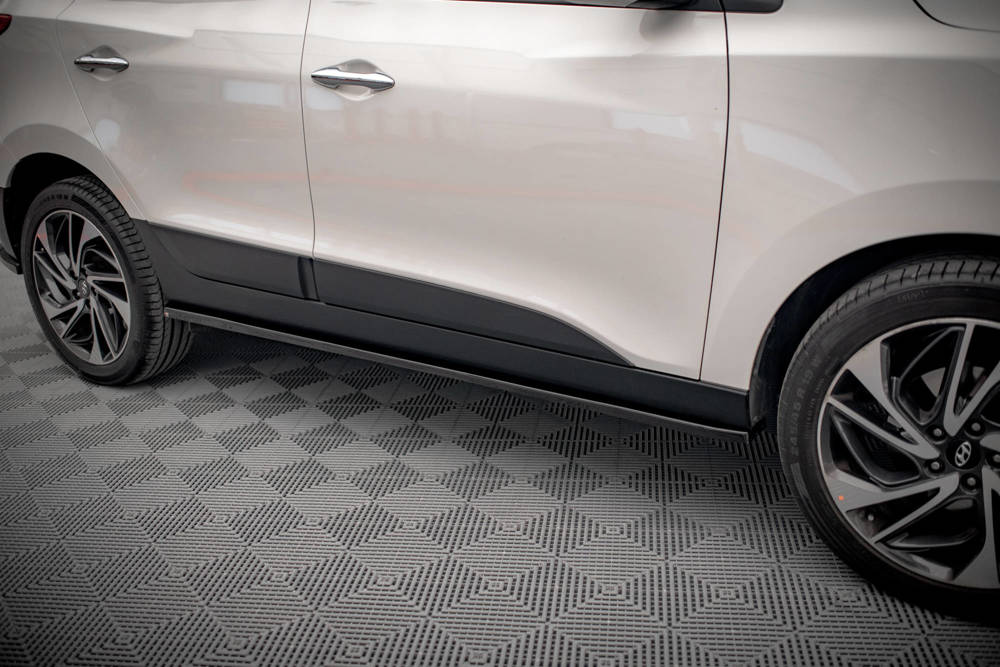 Zijskirts Hyuandai IX35 MK1 Maxton Glans Zwart