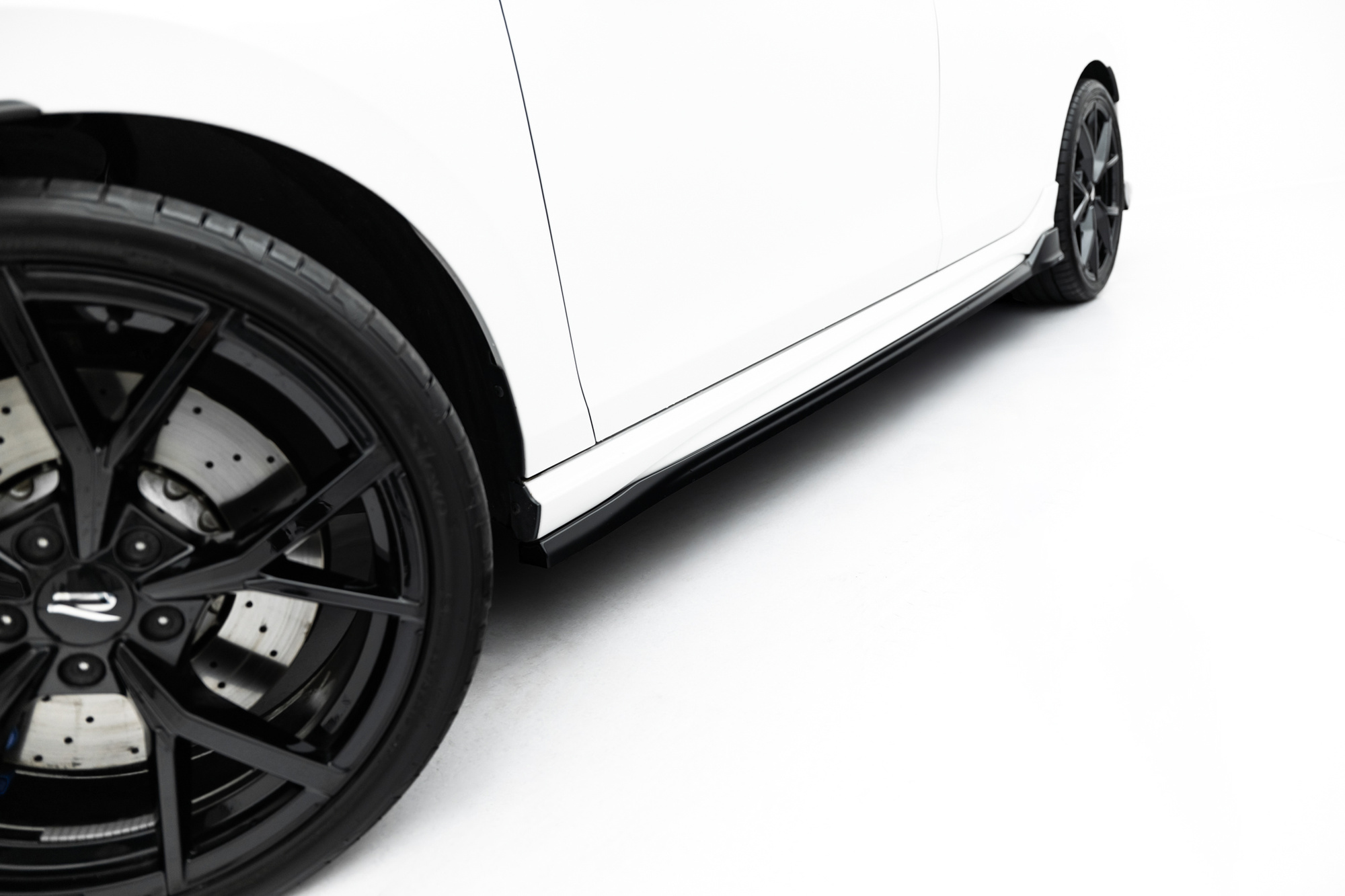 Zijskirts Volkswagen Golf R Variant Mk8 / Mk8 Facelift Maxton Design 2020 – 2025