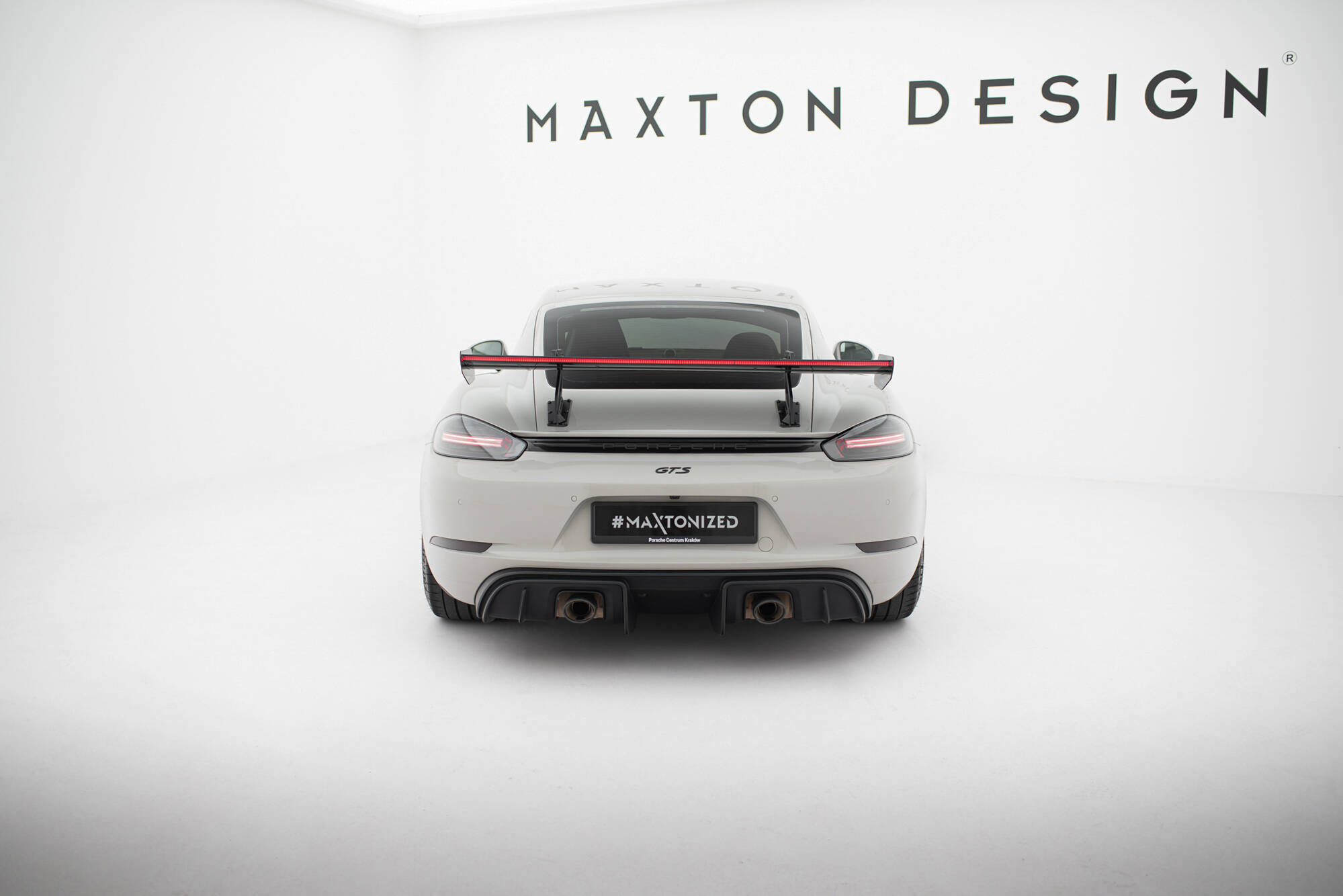 Carbon Spoiler V.2 + LED Porsche 718 Cayman 982C Maxton