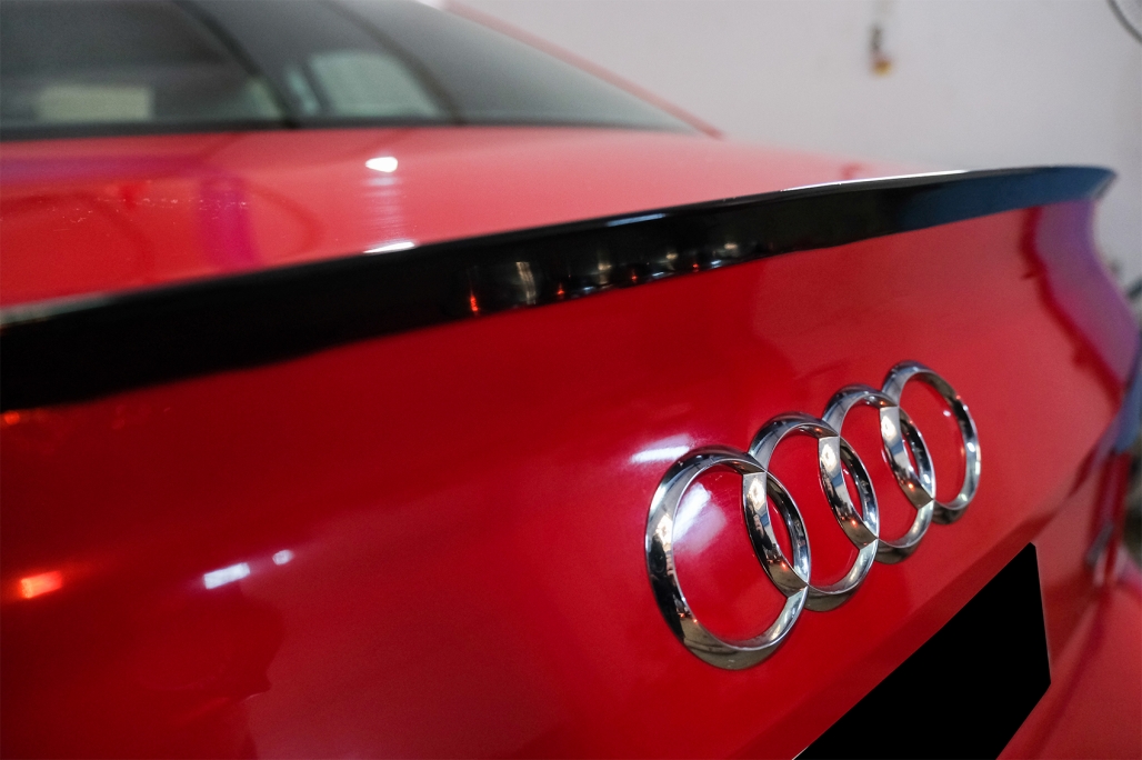 Achterspoiler Audi A4 B9 2016-2019 Piano Zwart S4 Look